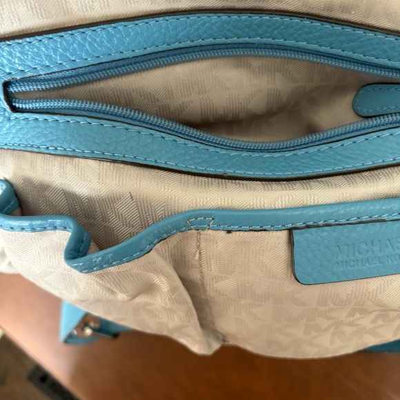 Michael Kors purse - Picture 9 of 16